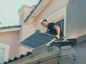 Tejado de una vivienda con orientación perfecta para instalar placas solares.